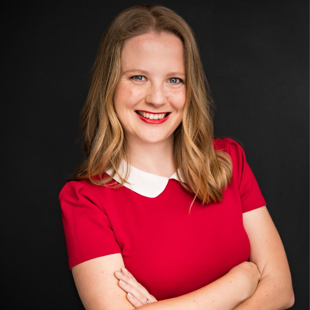 Ing. Nela Spokojená, MBA Ing. Nela Spokojená, MBA – učitelka, lektorka jógy a terapeutka